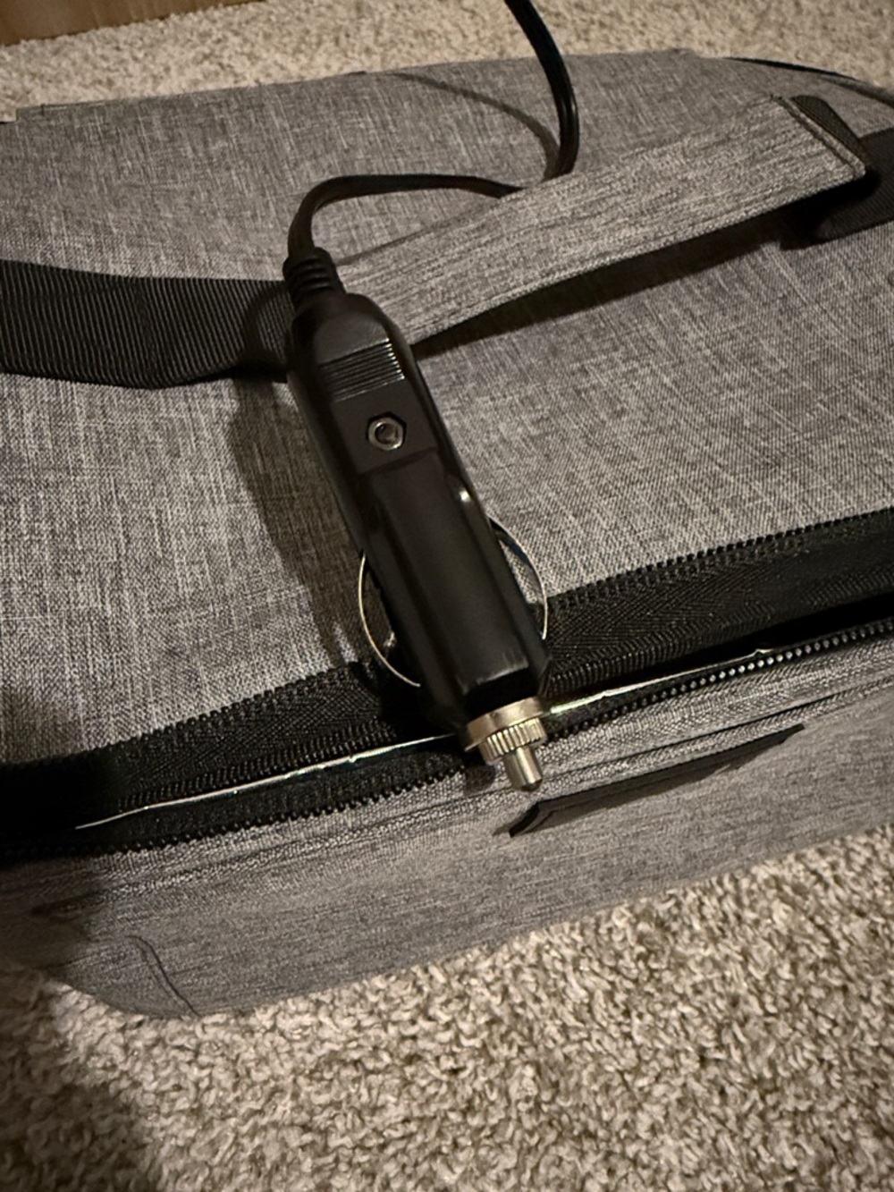 Heat electric lunch bag. - Picture 3 of 3